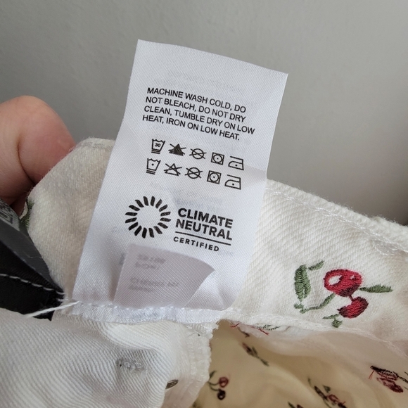 Reformation Cherries Embroidered High Rise Straight Jeans size 24 NWT - Picture 8 of 11